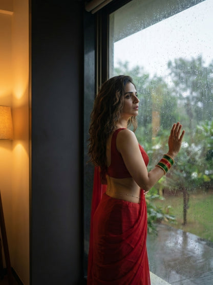 Velvet Temptation red chiffon saree – belly chain and bangles styling detail
