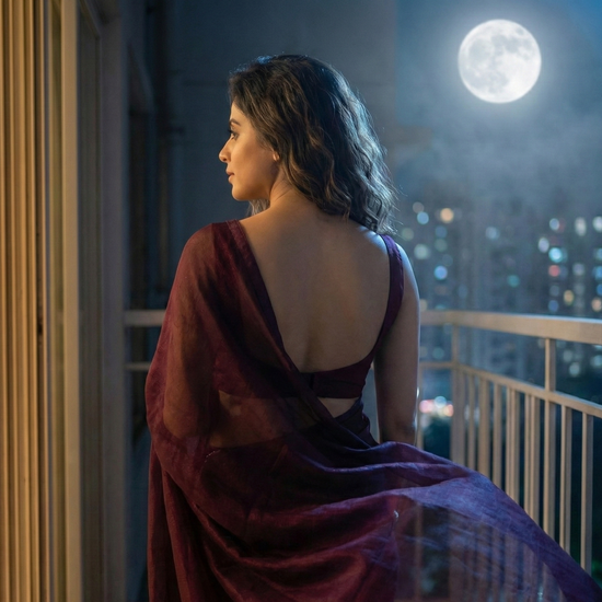 Mystic Plum saree gift idea – deep plum wine saree for sophisticated wine night gifting