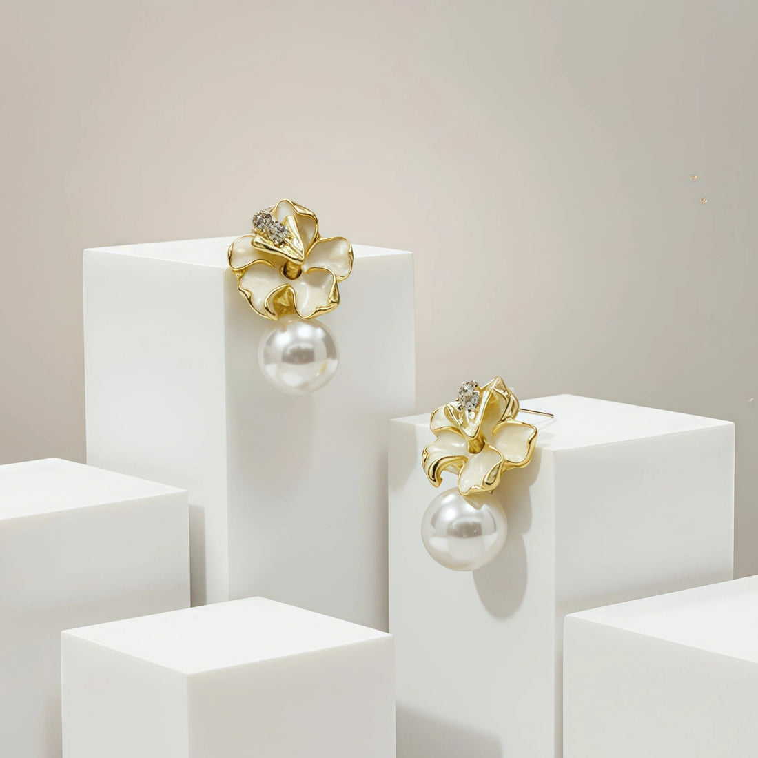 Luna Trace Earrings